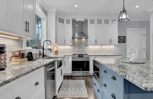 Hampstead House | Luxury Stay Near Beach & Wilmington - Private Pool, Hot Tub & Secret Room!