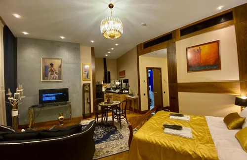 Vake Apartment | Luxury Studio @ Axis Towers in Heart of Tbilisi