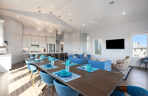 Port Bolivar House | Luxury | Stunning Gulf Views | Pool | Elevator