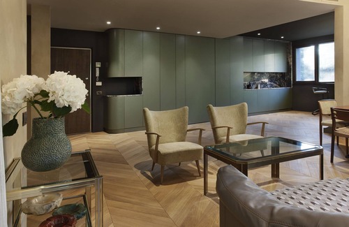 Sector 1 Apartment | Luxury Suite 4 Dare - 1 bedroom, 2 bathrooms