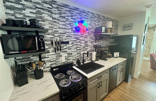 Blue Ridge Cabin | Luxury Suite in Downtown Blue Ridge - The Penthouses on Main, Suite 102