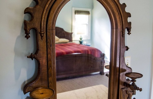 Jackson Park House | Luxury Suite with Blissful Comforts