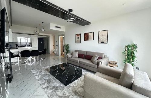 Bomonti Apartment | Luxury suites with gym pool high floor