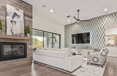 Chandler House | Luxury Super Bowl Home, 3 Bed, 3.5 Bath, Heated Pool, Home Gym, Game Room