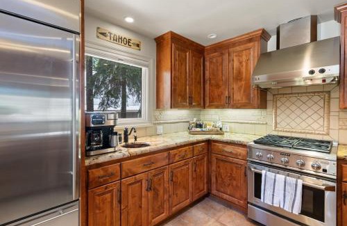 Kingswood Estates House | Luxury Tahoe Escape Minutes to Northstar Beaches and Lake