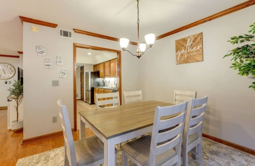 Smyrna House | Luxury Townhome - 1 Mile to The Battery Atlanta