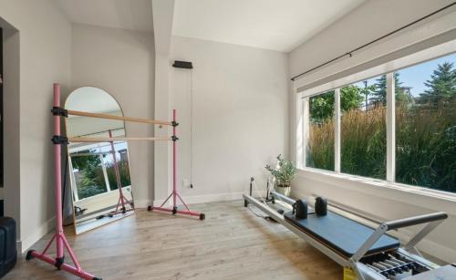 Central Okanagan House | Luxury townhome in lake country