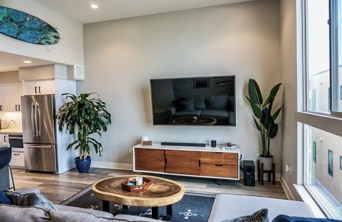 Roseville - Fleet Ridge House | Luxury Townhome in Point Loma walking distance to the Beach