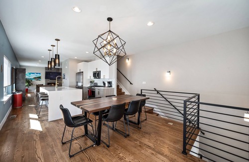 Jefferson Park House | Luxury Townhome in the Heart of the Mile High City