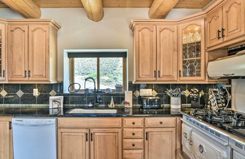 Twin Lakes Cabin | Luxury Twin Lakes Cabin w/ Breathtaking Views