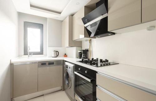 Galata Apartment | Luxury Two Bedroom Apartment near Galataport 7