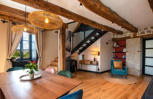 Dinan Apartment | Luxury two-bedroom apartment