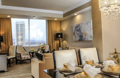 Las Vegas Apartment | Luxury Two Bedroom Suite Hotel and Casino