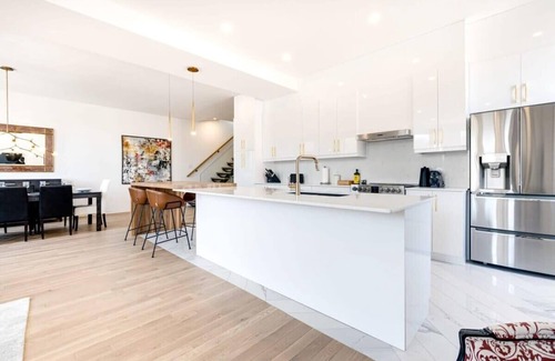 Plateau Mont Royal Apartment | Luxury Two Floor Penthouse, 4 BDR + Rooftop - C