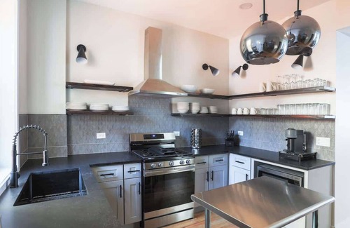 Sheffield and DePaul House | Luxury Two-Level Townhouse | Patio | Lincoln Park