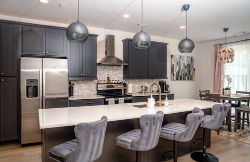 Castleberry Hill House | Luxury Urban Escape with Rooftop in downtown Atlanta