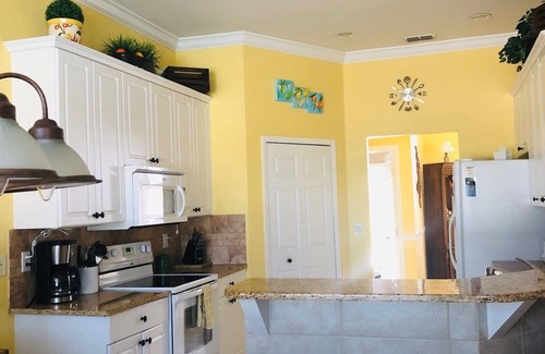 Trafalgar Villa | Luxury vacation home in 'Venice of America'
