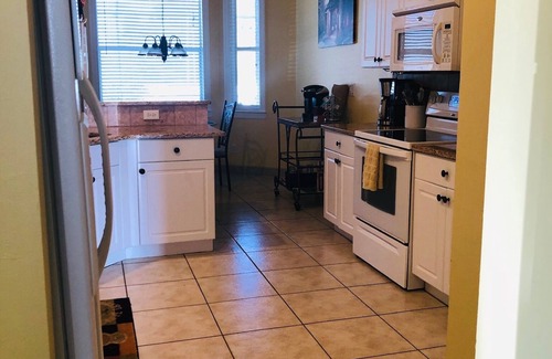 Trafalgar Villa | Luxury vacation home in 'Venice of America'