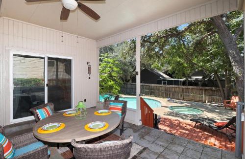 North San Antonio - SAT Villa | Luxury vacation house with Private Pool & Jaccuzi Close to SeaWorld Alamo and River Walk