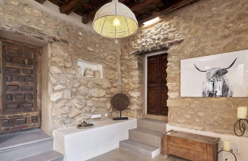 Sant Joan de Labritja Villa | Luxury villa rentals in Ibiza, Ibiza villa with pool and views