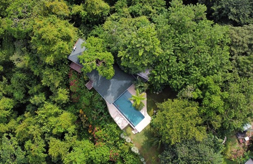 Mal Pais Villa | Luxury Villa in the Jungle- Ocean & Bay View - Pool, A/C, Wi-Fi