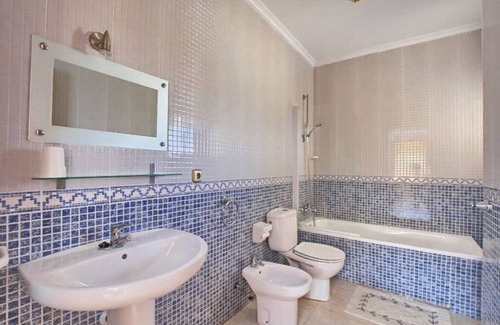 Los Valientes Villa | Luxury Villa 5 stars with 6 bedrooms, 4 bathrooms and private pool