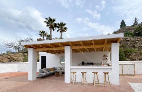 Competa Villa | Luxury villa - breathtaking views - hot tub - 15' to beach