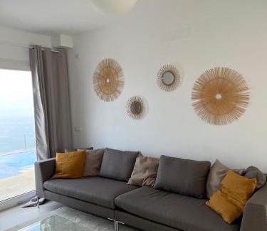 Almunecar Villa | Luxury villa with 360 Panoramic Views Heated Pool Spa