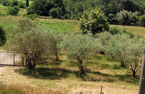 Clermont-l'Herault Villa | Luxury villa surrounded by nature with heated swimming pool and outdoor jacuzzi