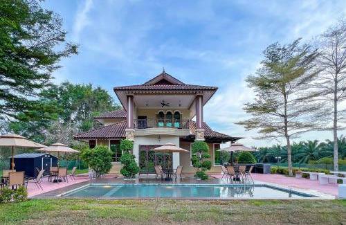 Jasin Villa | Luxury Villa Hening Sari, Umbai Melaka - Smarthome