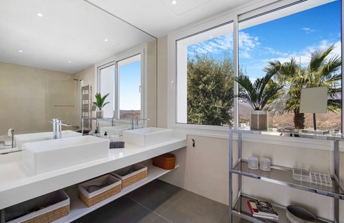 Ojen Villa | Luxury Villa La Mairena, Marbella