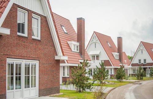 Municipality of Vlissingen Villa | Luxury Villa near Noordzee with Sauna