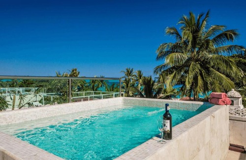 Playacar Fase I Villa | Luxury Villa steps to the beach