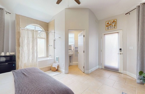 San Marcos House | Luxury villa with five bedrooms & five bathrooms, heated pool, mountain views