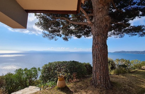 Le Lavandou Villa | Luxury villa with pool, exceptional views, close to beaches