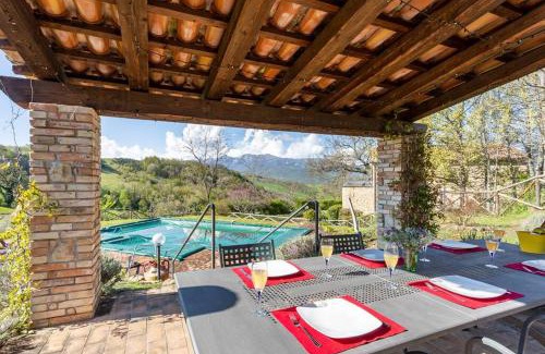 San Ginesio Villa | Luxury Villa with Pool, Stunning Location