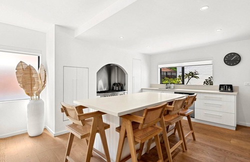 Mosman House | Luxury Villas Balmoral Luxe Escape (Walk to Beach)