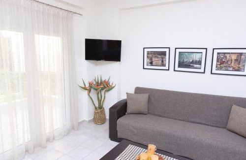 Polichrono Apartment | Luxury Villas Polychrono