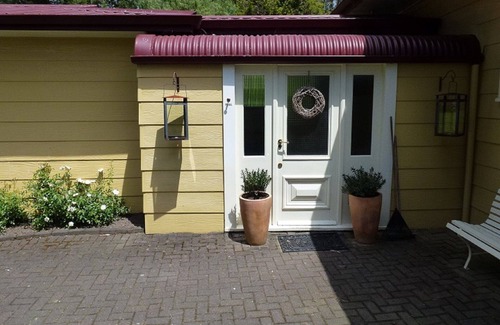 Hamurana Bed & Breakfast | Luxury Vintage Room Excellent Location!