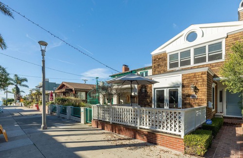 The Strand House | Luxury Walk-Street Beach Getaway