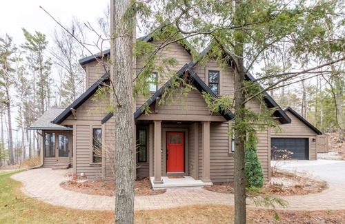 Sturgeon Bay House | Luxury water view home, minutes from downtown Egg Harbor