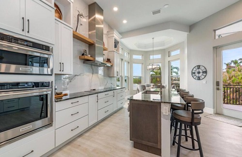 Bonita Springs House | Luxury Waterfront Retreat - 6BR - Heated Pool - Walk to Beach