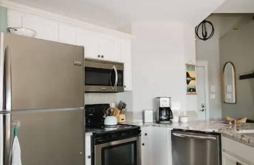 Portage Condo | Luxury Waterfront 2 Bedroom Condo by Lake Michigan