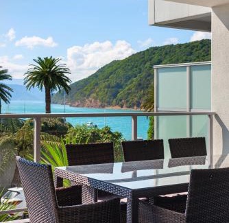 Picton Apartment | Luxury Waterfront Apartment - Abode No 1
