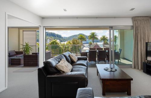 Picton Apartment | Luxury Waterfront Apartment - Abode No 1