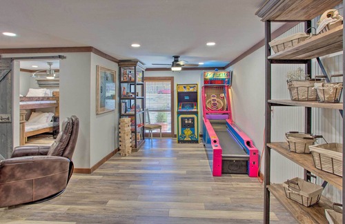 Star Harbor House | Luxury Waterfront Getaway on Cedar Creek Lake