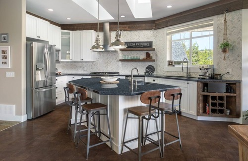 Wilden House | Luxury Waterfront Getaway