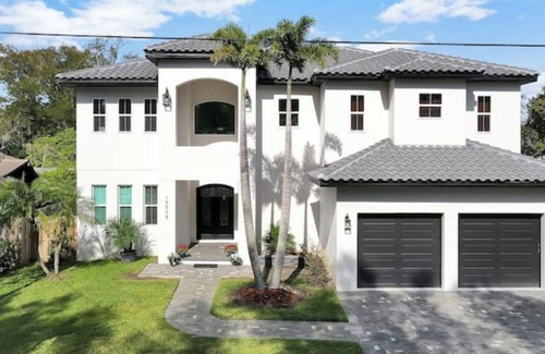 Greater Northdale Villa | Luxury Waterfront Villa w/Pool, Jacuzzi