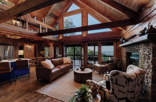 Blue Ridge Cabin | Luxury Wellness Retreat w/Gym, Sauna, Cold Plunge, Yoga Treehouse & Hot Tub