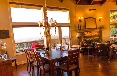 Dundee House | Luxury Wine Country Retreat